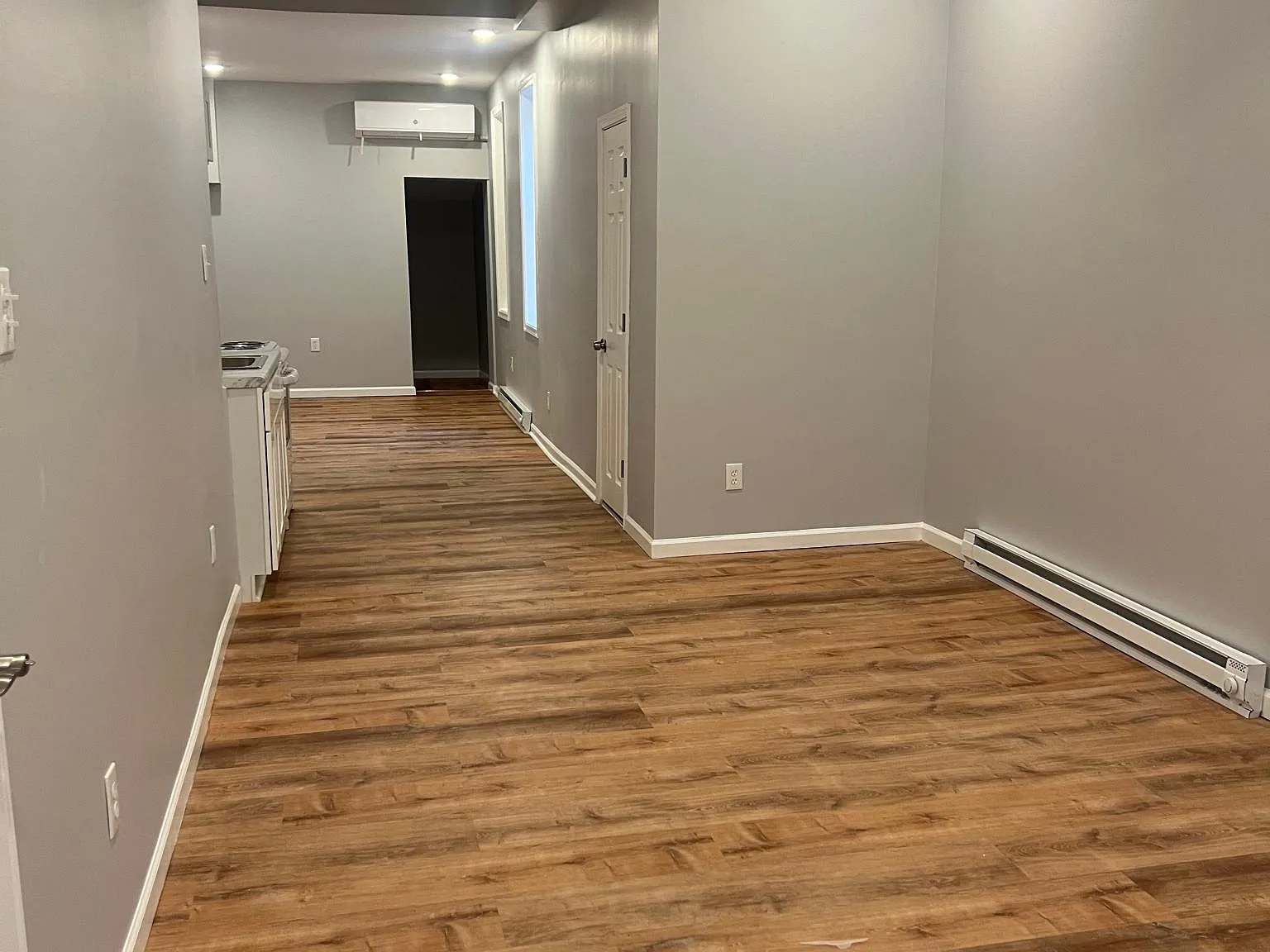 2036 W Ontario St — Photo 3