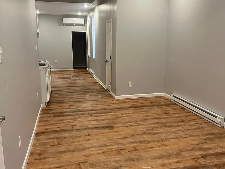 2036 W Ontario St #1 — Photo 3