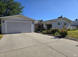 1225 SW 8th Ave, Ontario, OR 97914
