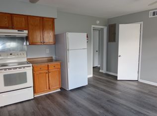 111 Woodhouse Ln APT A, Savannah, GA 31406