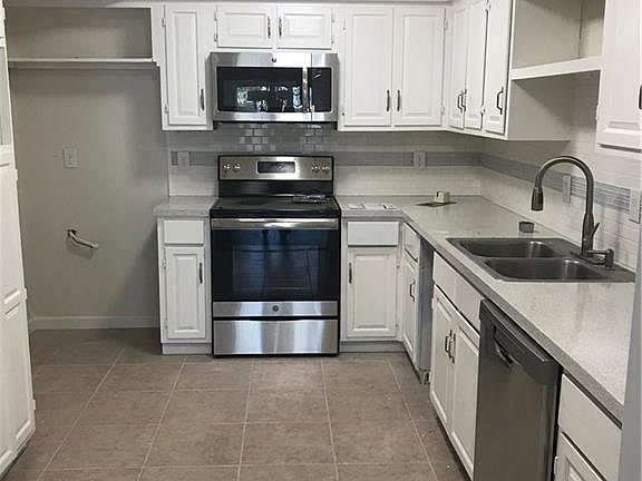 4th image of 9466 Amberton Pkwy