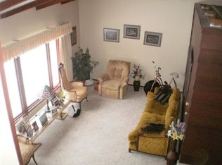 124 Lindenwood Dr, Michigan City, IN 46360