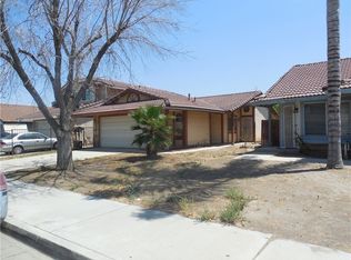 119 Oaktree Dr, Perris, CA 92571