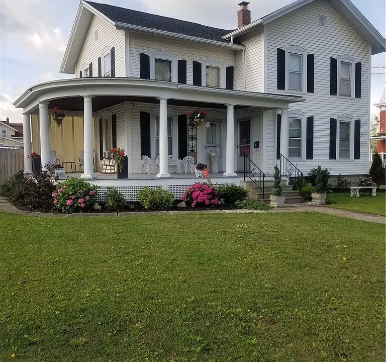 1st image of 42 State St