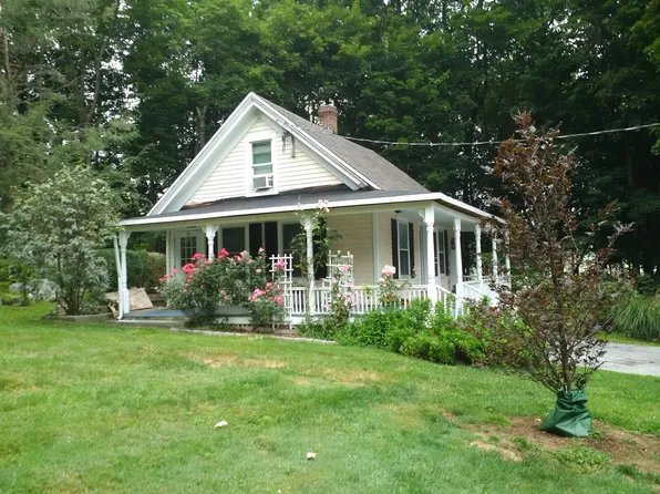 380 E Lake Blvd, Mahopac, NY 10541