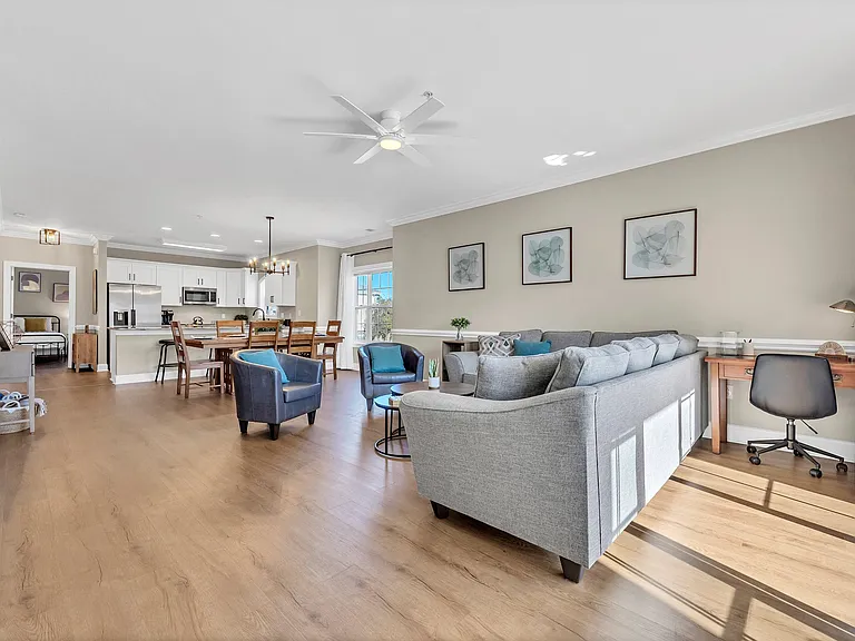 4872 Dahlia Ct #201 — Photo 27