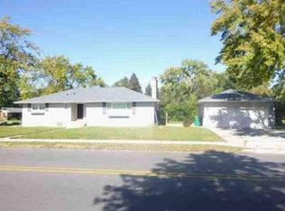 276 W 68th Pl, Merrillville, IN 46410