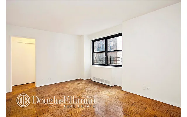 Rented by Douglas Elliman | media 23