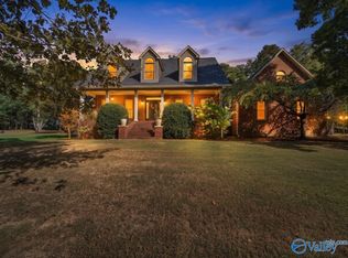 1249 County Road 120, Valley Head, AL 35989