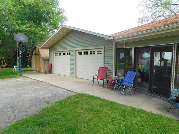 Breeze Way & Garage