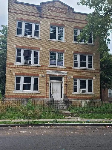 256 Mather St Photo 1