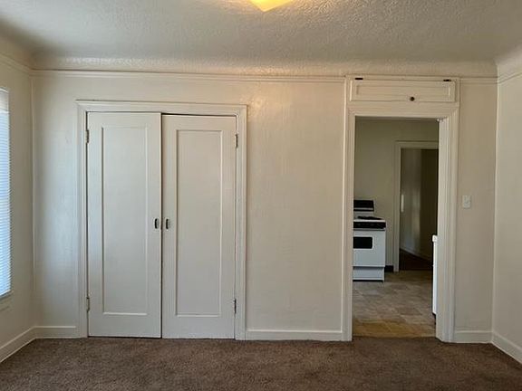 5th image of 516 N White St
