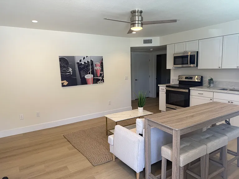 5070 72nd St #104 — Photo 37