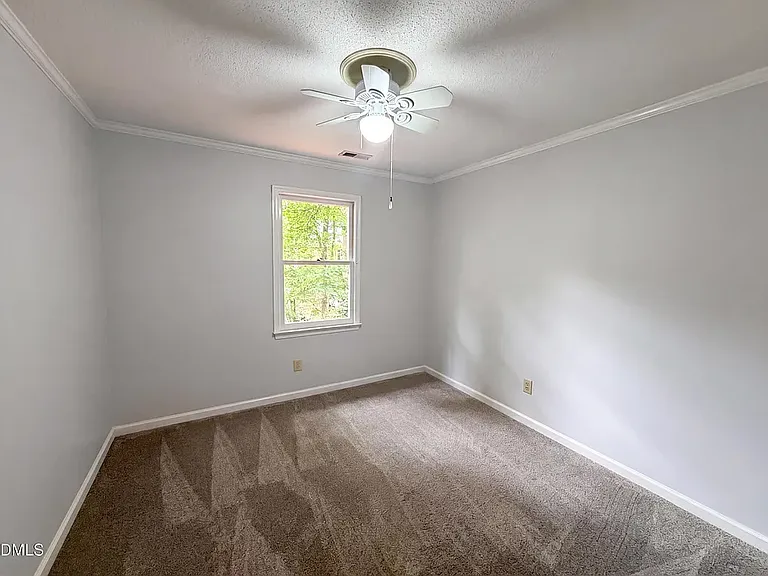 205 Trackers Rd — Photo 6