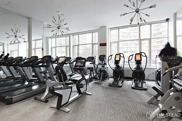 Rented by Halstead Real Estate | media 17