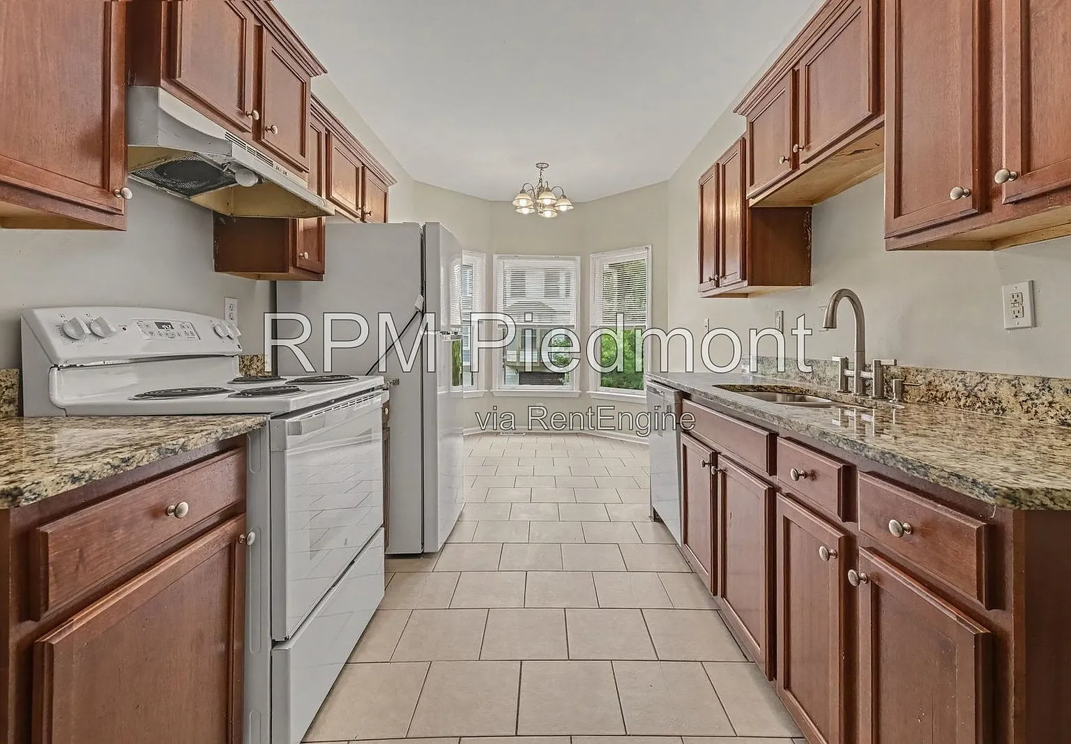 4 bed, 2.0 bath, 1785 sqft, $2,200 — Photo 4
