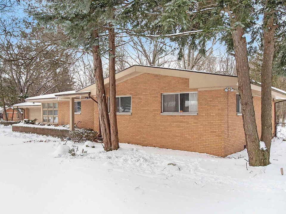 52565 Brooktrails Dr, South Bend, IN 46637 Zillow