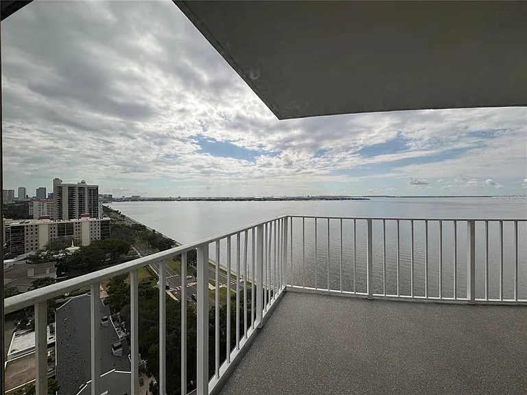 2611 Bayshore Blvd #1805 — Photo 13