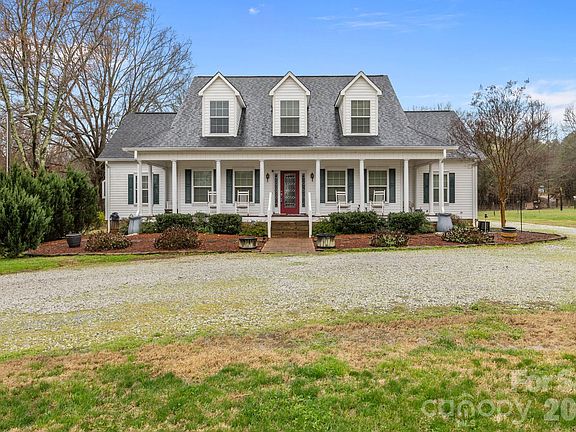 2nd image of 1012 Saint Paul Church Rd