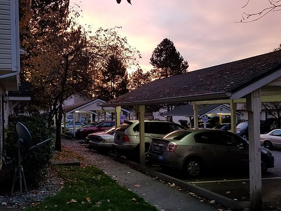 2 Parking Spots (1 Covered)