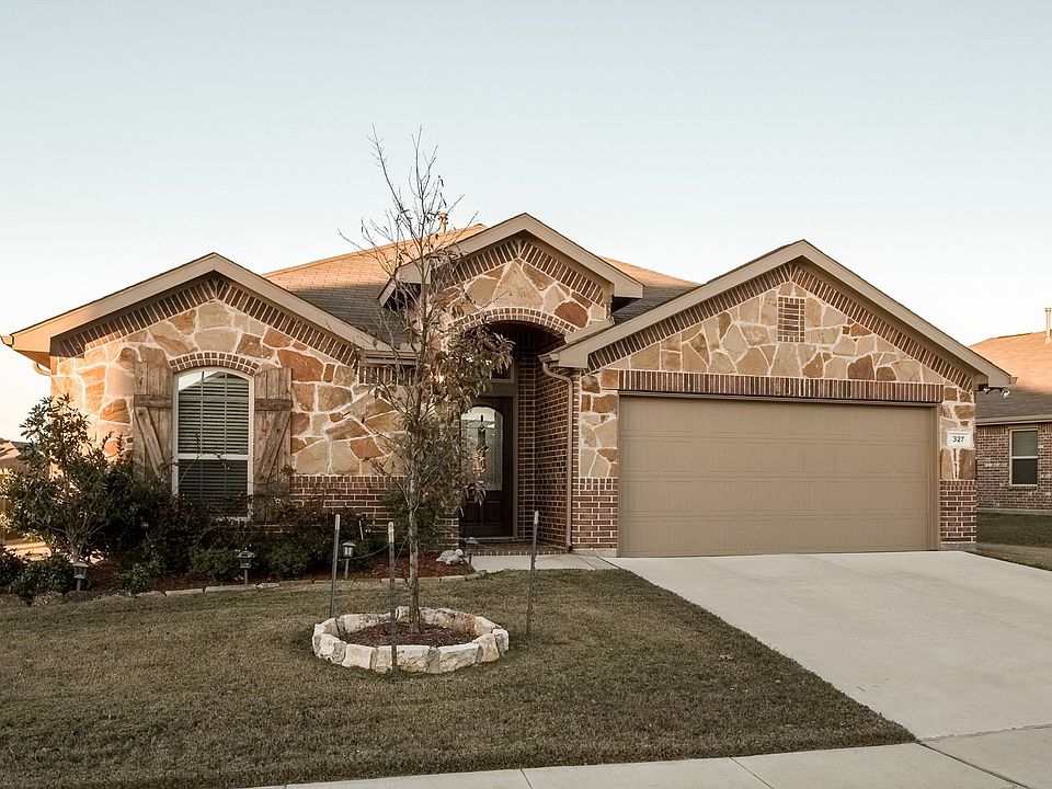 1st image of 327 Coral Vine Ln