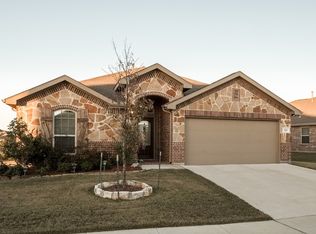 327 Coral Vine Ln, Burleson, TX 76028