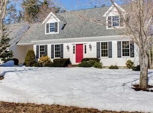 15 Oak Pt, Wrentham, MA 02093