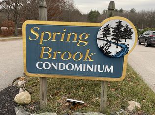 707 Springbrook Cir #707, Portsmouth, NH 03801