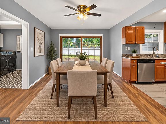 4th image of 12508 Scarlet Ln