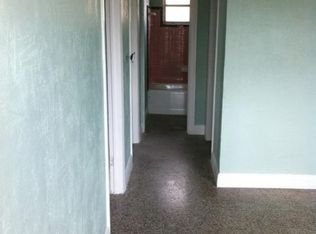 fully remodeled 2/1 with water included in the rent, Homestead, FL 33030