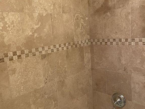 5th image of 1657 W Foster Ave #3