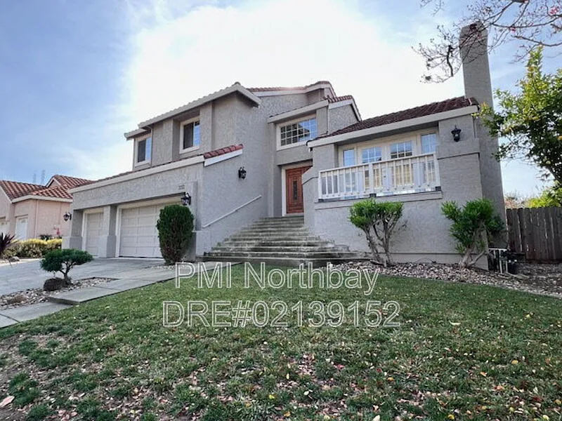 4 bed, 3.0 bath, 2610 sqft, $3,550 — Photo 2