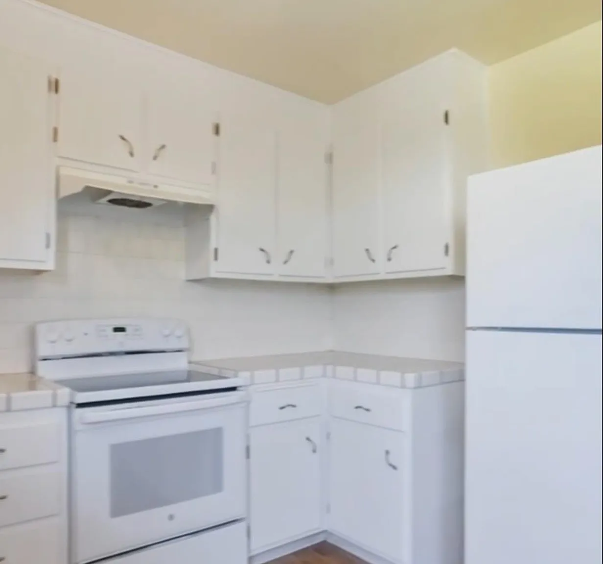 2 bed, 1024 sqft, $2,850 — Photo 4