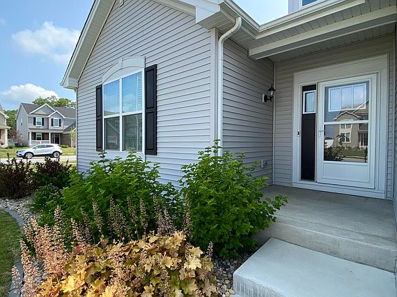 2nd image of 10915 Arkansas Pl