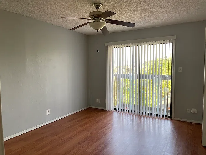 1601 Taylor Gaines St #B — Photo 7