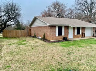 4875 Haning Dr, Reno, TX 75462