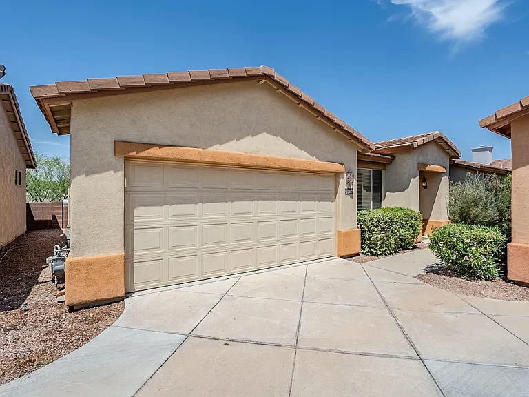 3517 N Camino La Jicarrilla — Photo 1