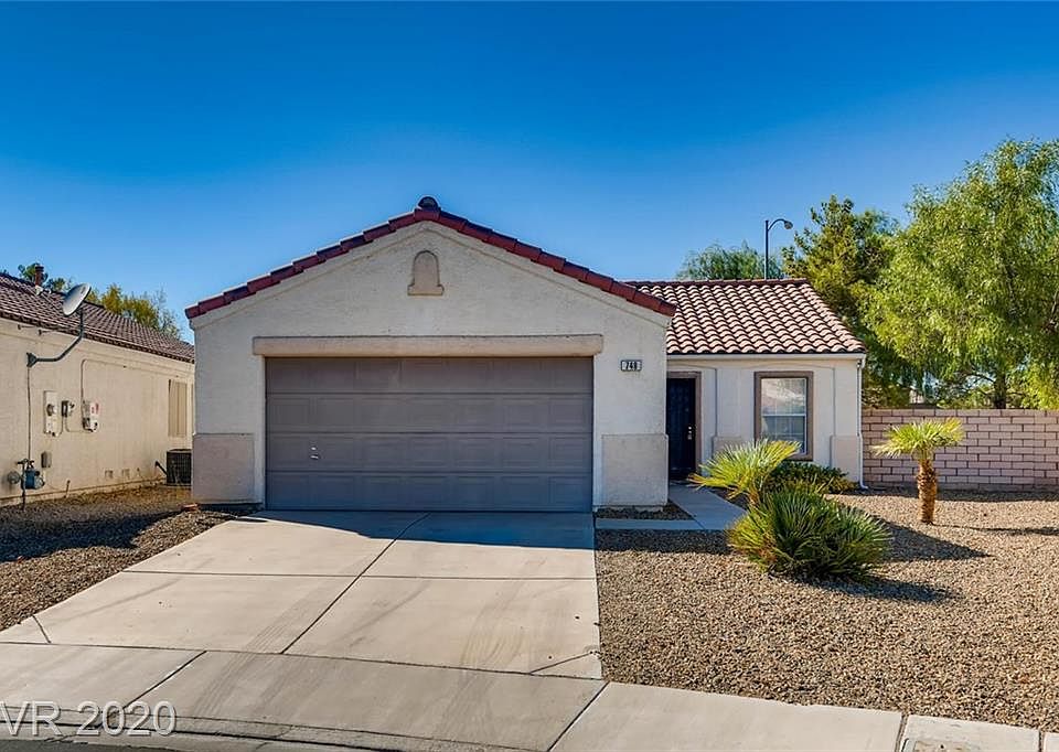 1st image of 748 Moonlight Mesa Dr