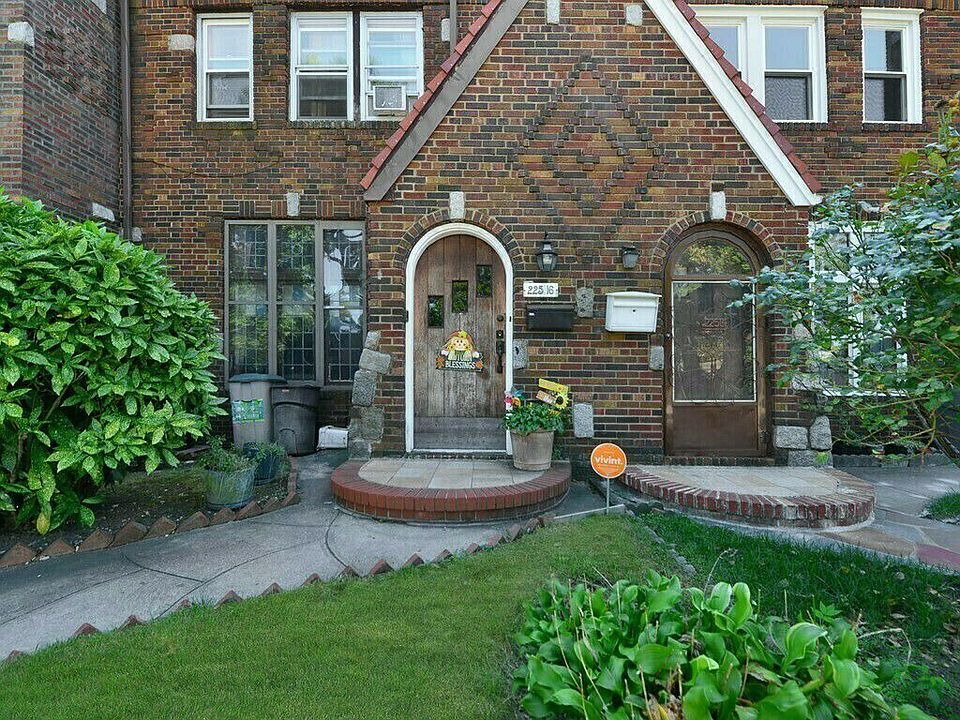 1st image of 22516 104th Ave