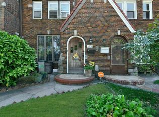 22516 104th Ave, Queens Village, NY 11429