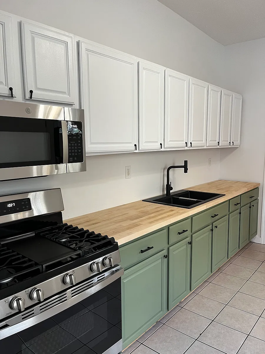 Building Photo - 325 Ella St #1