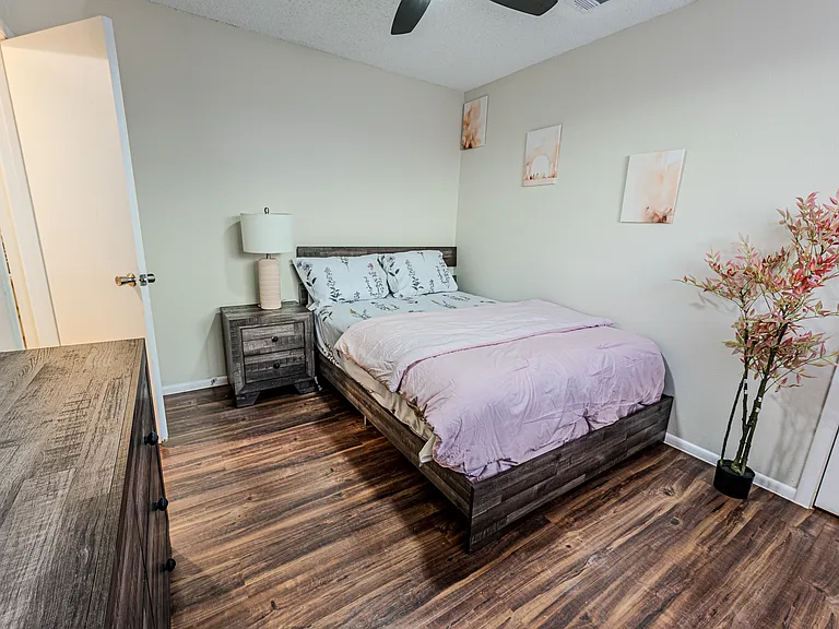 6915 Forest Mdw — Photo 12