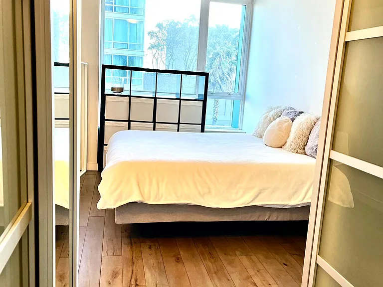 300 Berry St #303 — Photo 12