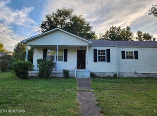 6301 Thomas Rd, Knoxville, TN 37920
