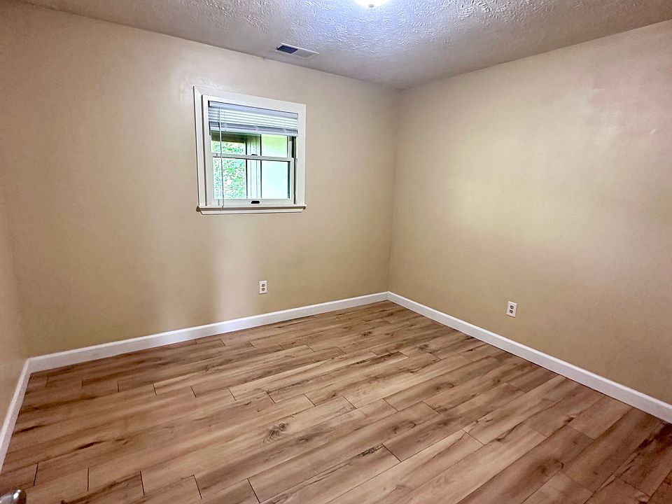 1st image of 953 Irwin St APT 13
