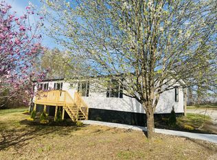 563 Sunset Point Rd, McMinnville, TN 37110