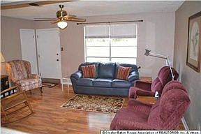 5th image of 8090 Magnolia Dr