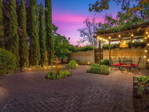 9087 Trumbauer Way, Elk Grove, CA 95758