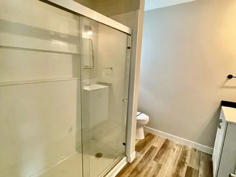 1304 Hawthorne St — Photo 8