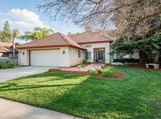1809 E Pryor Dr, Fresno, CA